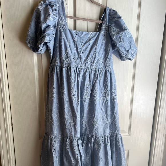 Periwinkle Embroidered Floral Dress - Picture 4 of 11